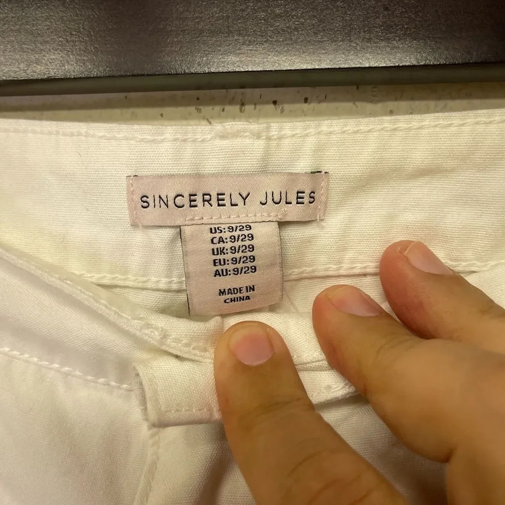 New Size 9 Woman's Sincerely Jules White‎ Jeans waist 31 inches Preppy Academia